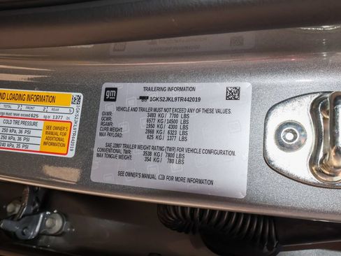 New 2026 GMC Yukon XL Denali w/ Sun & Power Step Package AWD/4WD image 46
