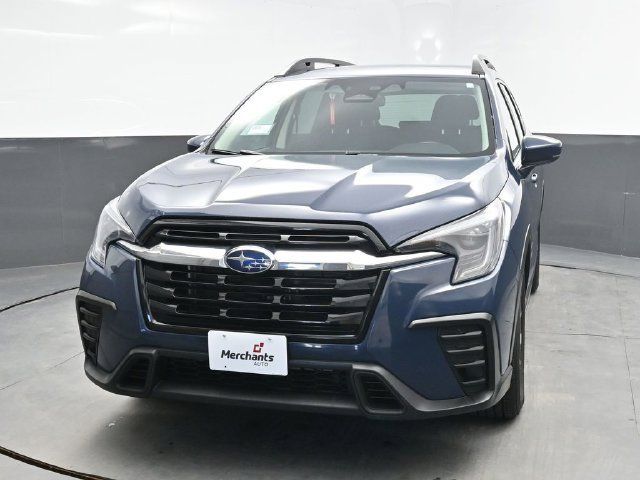 Used 2024 Subaru Ascent Premium AWD/4WD image 2