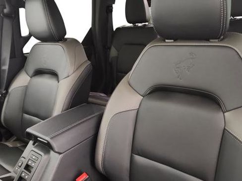 New 2025 Ford Bronco Outer Banks image 9