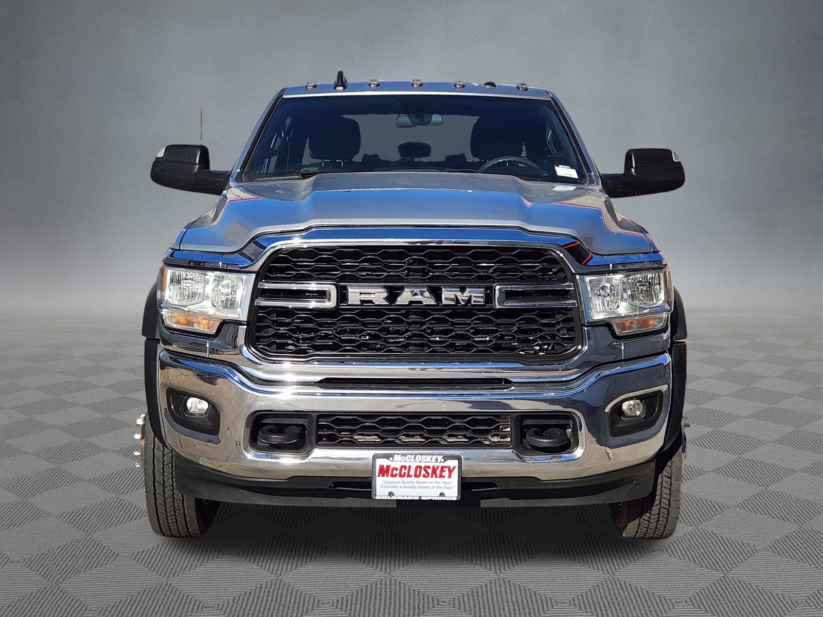 Used 2022 RAM 5500 Tradesman w/ Chrome Appearance Group AWD/4WD image 2