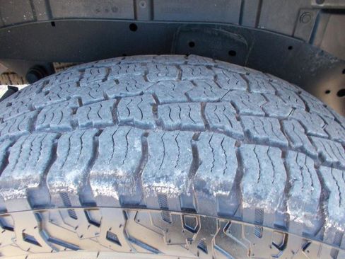 Used 2023 Nissan Titan Platinum Reserve w/ Moonroof Package image 8