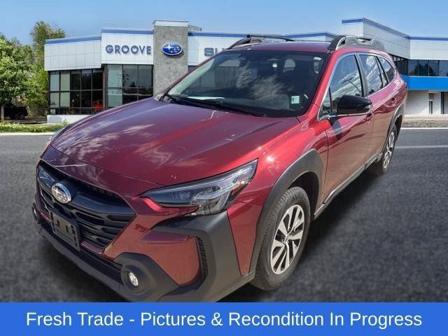 Used 2024 Subaru Outback Premium AWD/4WD image 1