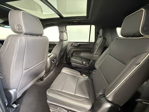 New 2025 Chevrolet Suburban Premier w/ Sun And Tow Package image 16