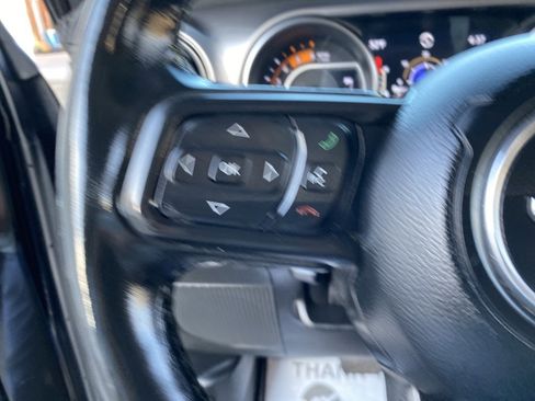 Used 2021 Jeep Gladiator Willys image 27