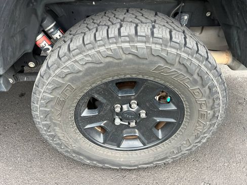Used 2021 Jeep Gladiator Mojave AWD/4WD image 12