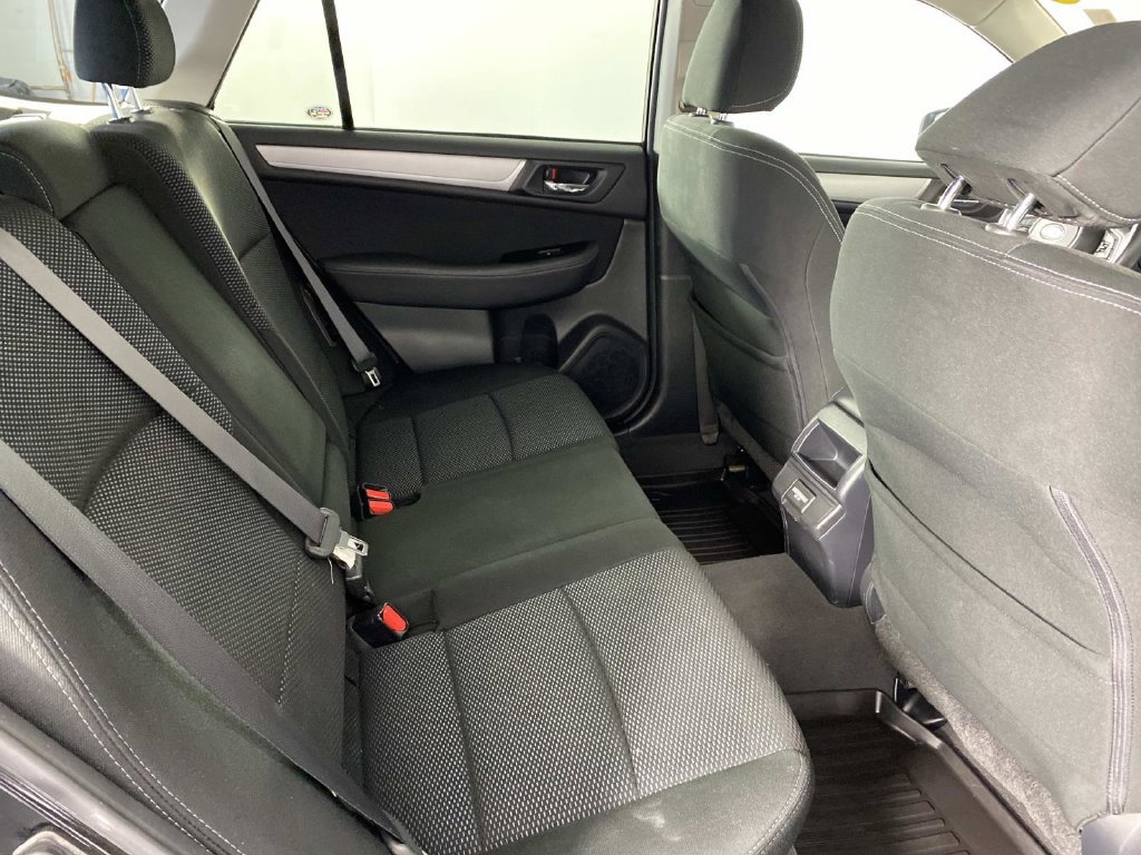 Used 2018 Subaru Outback 2.5i Premium AWD/4WD image 14