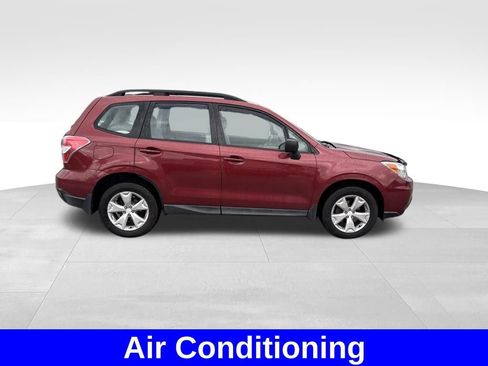 Used 2015 Subaru Forester 2.5i w/ Alloy Wheel Package AWD/4WD image 7