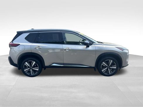 Used 2021 Nissan Rogue SL w/ Premium Package AWD/4WD image 6