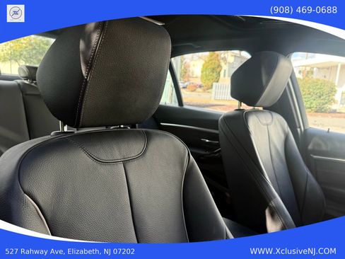 Used 2018 BMW 330i xDrive Sedan w/ Convenience Package image 23