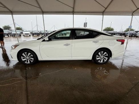 Used 2019 Nissan Altima 2.5 S FWD image 7