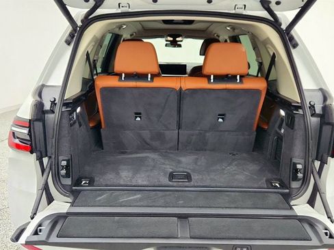 Used 2026 BMW X7 xDrive40i w/ Dynamic Handling Package image 24