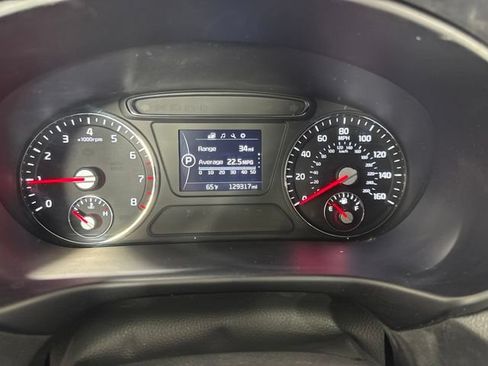 Used 2017 Kia Sorento FWD w/ LX Convenience Package image 18