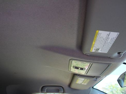 Used 2011 Toyota RAV4 4WD w/ Base L4 Extra Value Pkg image 39