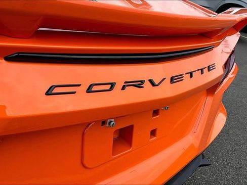 Used 2022 Chevrolet Corvette Stingray Convertible w/ Z51 Performance Package image 28