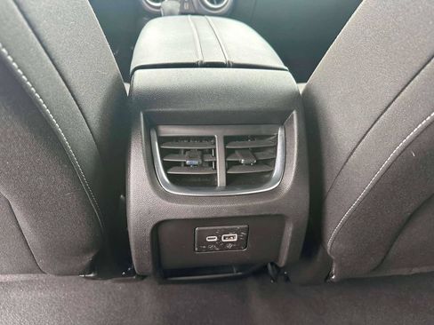 Used 2025 Chevrolet Blazer LT AWD/4WD image 12