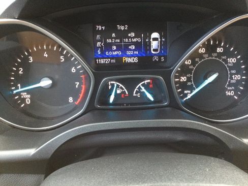 Used 2018 Ford Escape Titanium w/ Ford Safe & Smart Package AWD/4WD image 27