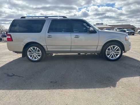 Used 2017 Ford Expedition EL Limited w/ Equipment Group 301A image 8