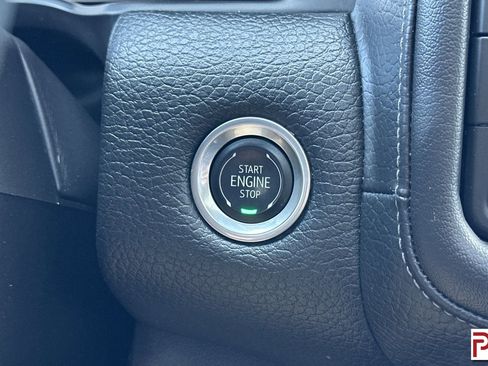Certified 2024 GMC Yukon XL Denali AWD/4WD image 27