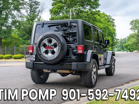 Used 2017 Jeep Wrangler Unlimited Sahara w/ Max Tow Package AWD/4WD image 6