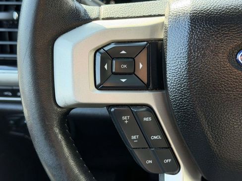 Used 2018 Ford F150 Lariat w/ Equipment Group 501A Mid image 9