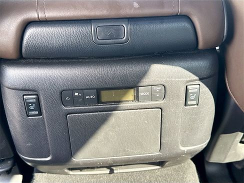 Used 2023 Nissan Armada Platinum w/ Captain's Chairs Package image 29