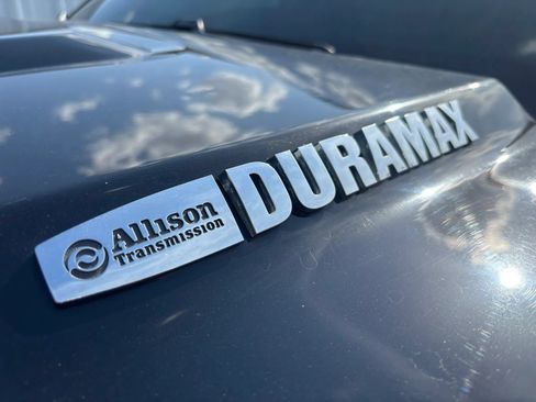Used 2019 GMC Sierra 3500 Denali w/ Duramax Plus Package AWD/4WD image 19