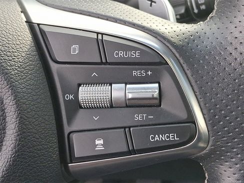 Used 2019 Genesis G70 2.0T Advanced w/ Prestige Package image 24