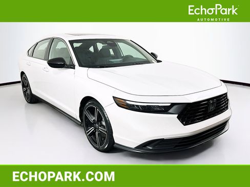 Used 2024 Honda Accord Sport image 1