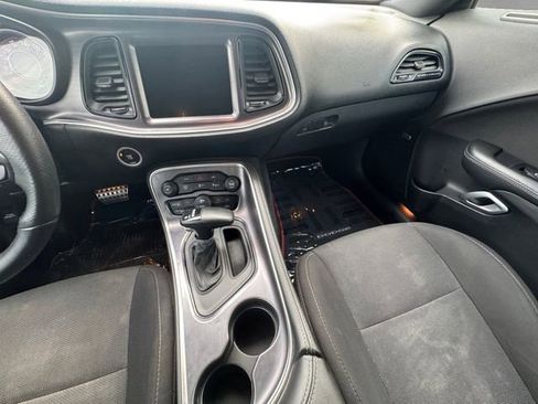 Used 2015 Dodge Challenger R/T Scat Pack RWD image 3