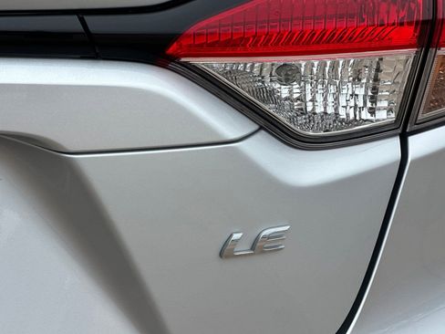 Certified 2022 Toyota Corolla LE image 31