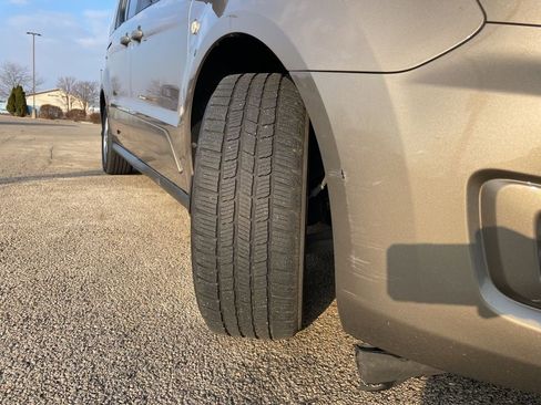 Used 2019 Ford Transit Connect XLT w/ XLT Premium Package image 20