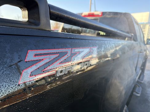 Used 2022 Chevrolet Colorado Z71 image 32