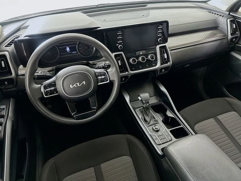 Certified 2022 Kia Sorento LX AWD/4WD image 27
