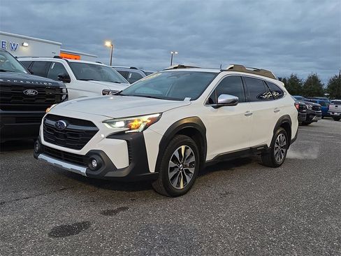 Used 2024 Subaru Outback Touring image 9