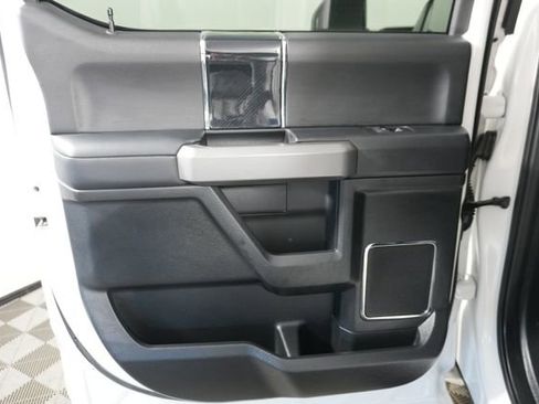 Certified 2020 Ford F250 Platinum w/ FX4 Off-Road Package image 30