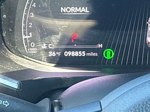 Used 2022 Acura MDX SH-AWD w/ Advance Package image 21