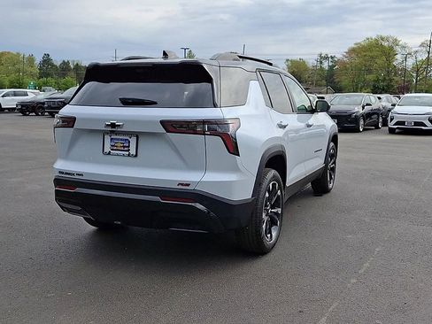 New 2026 Chevrolet Equinox RS AWD/4WD image 2