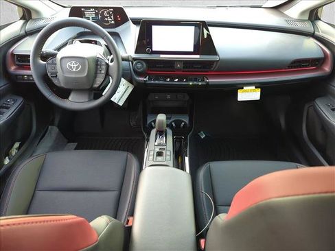New 2026 Toyota Prius Plug-In Hybrid FWD image 14