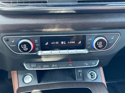 Used 2022 Audi Q5 2.0T Premium Plus w/ Premium Plus Package image 16