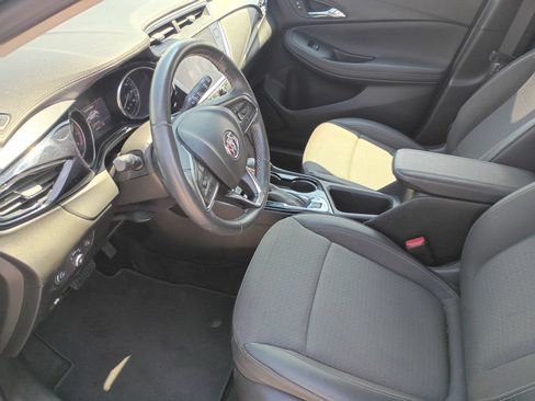 Used 2023 Buick Encore GX Preferred w/ Cold Weather Comfort Package AWD/4WD image 11