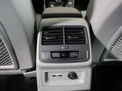 Used 2024 Audi A4 2.0T Premium Plus image 23