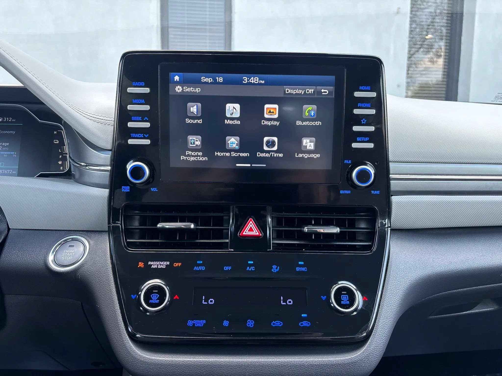 Used 2020 Hyundai Ioniq Blue FWD image 29