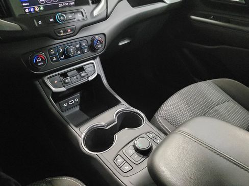 Used 2023 GMC Terrain SLE w/ Driver Convenience Package FWD image 26