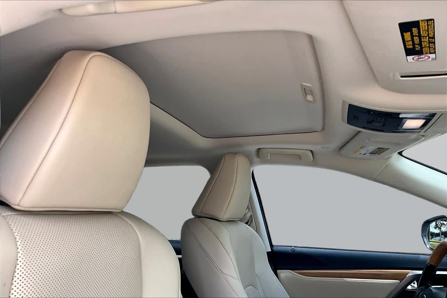 Used 2022 Lexus RX 350L FWD w/ Premium Package image 14