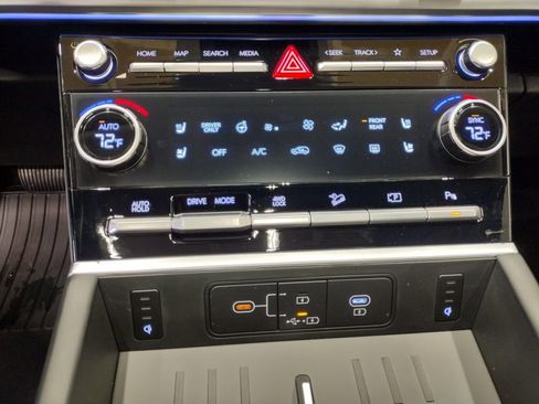 New 2026 Hyundai Santa Fe Limited AWD/4WD image 42
