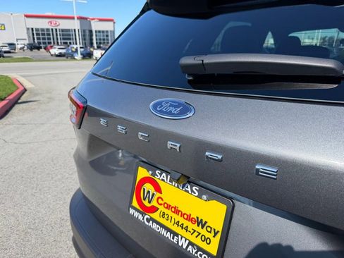 Used 2025 Ford Escape ST-Line image 12