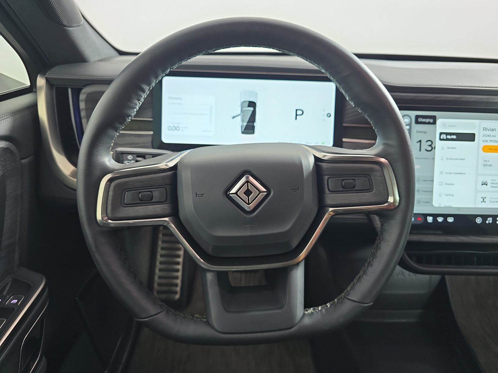 Used 2024 Rivian R1S Adventure Dual AWD/4WD image 28