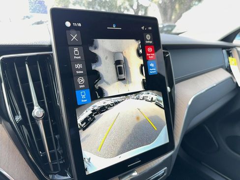 New 2026 Volvo XC60 B5 Ultra w/ Climate Package image 22