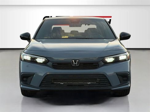 Used 2024 Honda Civic Sport image 2