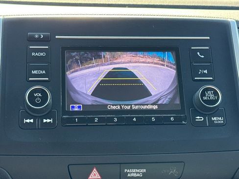 Used 2019 Honda Pilot LX image 24